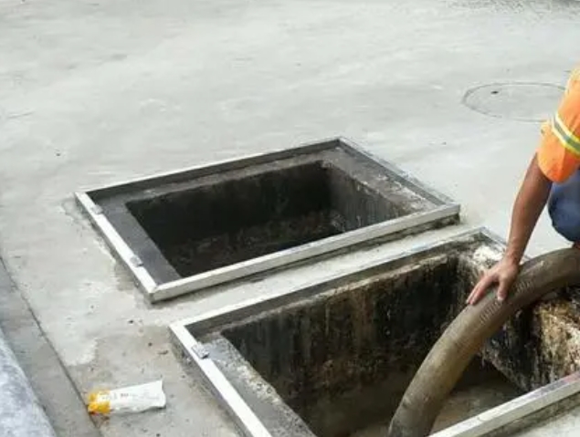 坊子化粪池清理